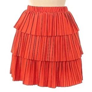 3. 🆕 $59 Zara Casual tiered mini skirt size small